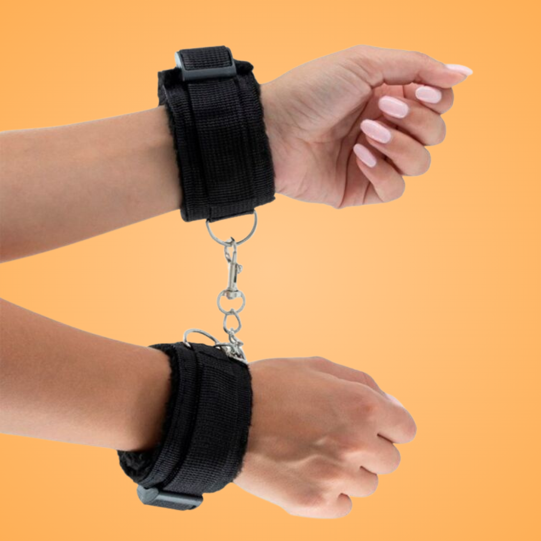 ALIVE - FURY KIT 10 PIEZAS BDSM NEGRO